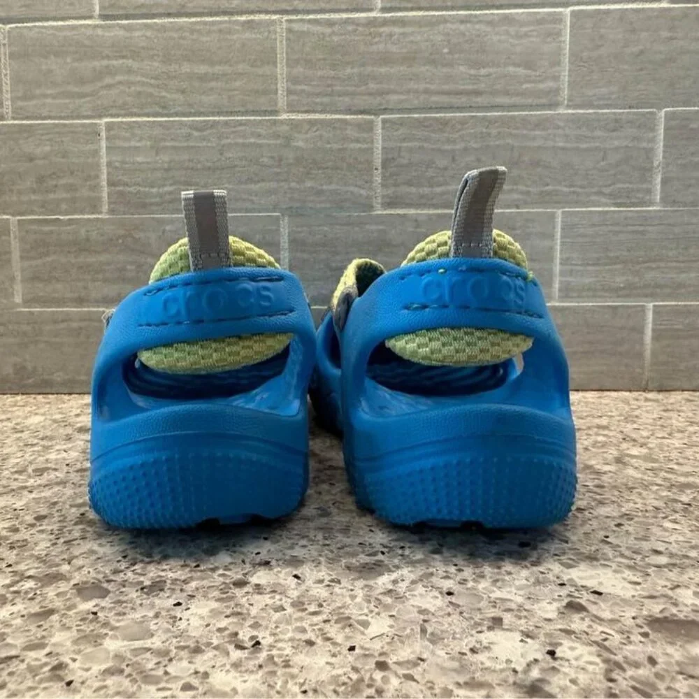 Kids Blue and Yellow‎ Crocs Water Shoes with Mesh-Size J3